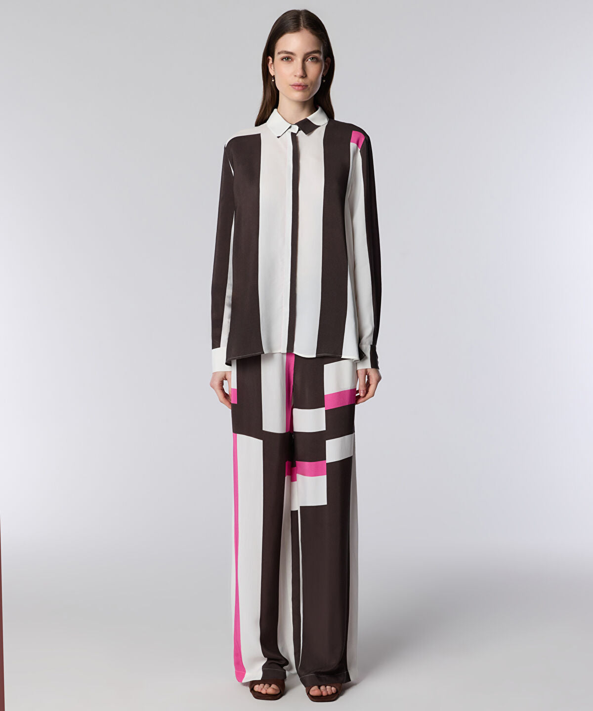 Zoomed Color-Block Printed Trousers