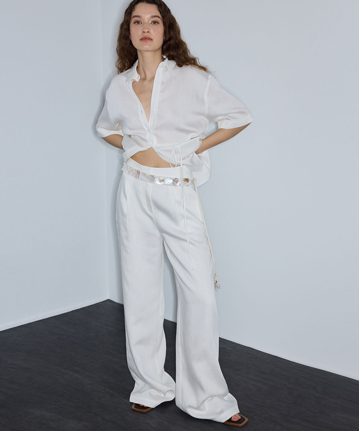 Zoomed Linen-Blend Wide-Leg Trousers