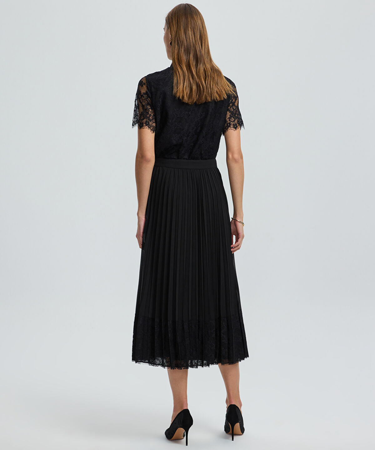 Zoomed Pleated Lace Hem Midi Skirt