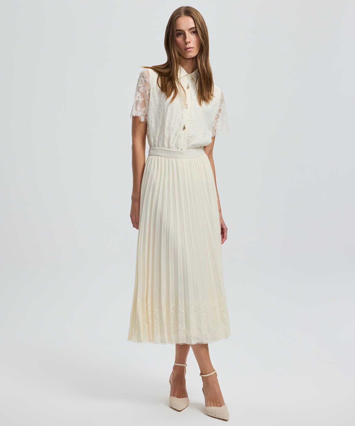 Zoomed Pleated Lace Hem Midi Skirt