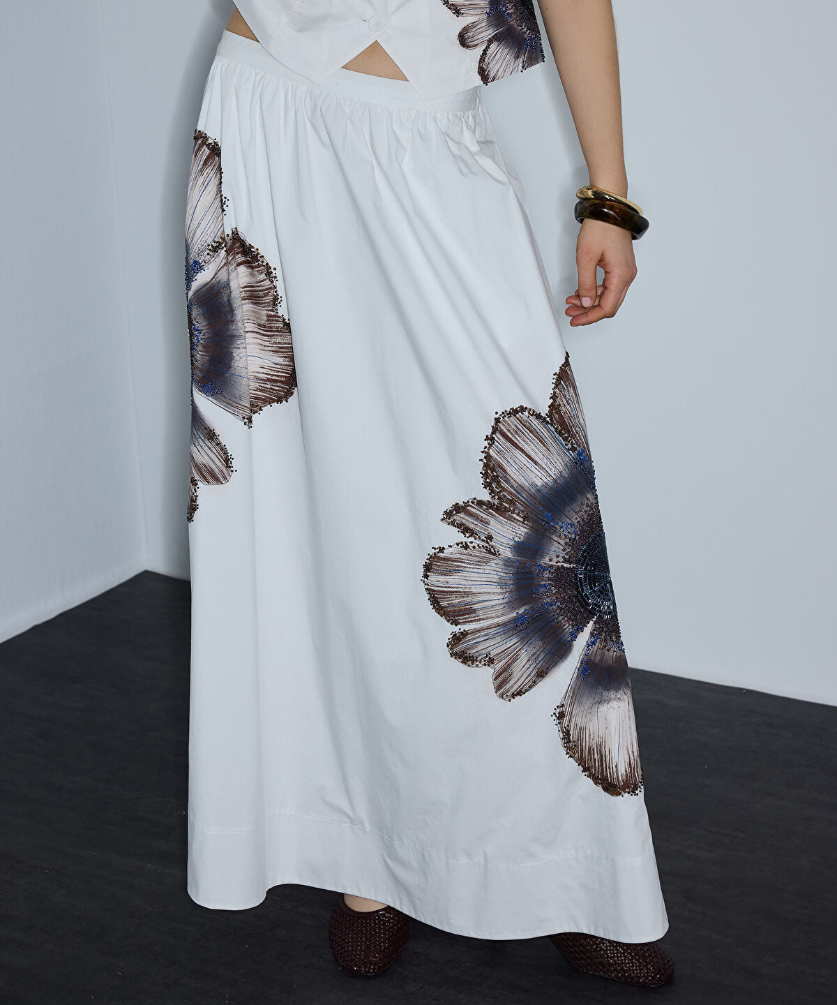 Zoomed Beaded Floral Maxi Skirt