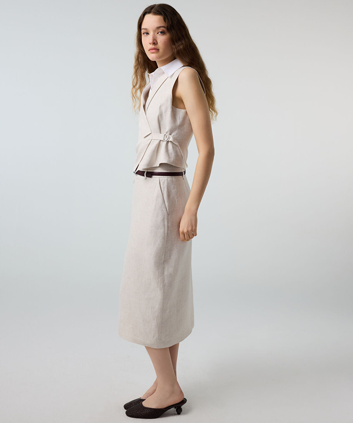 Zoomed Belted Linen Skirt