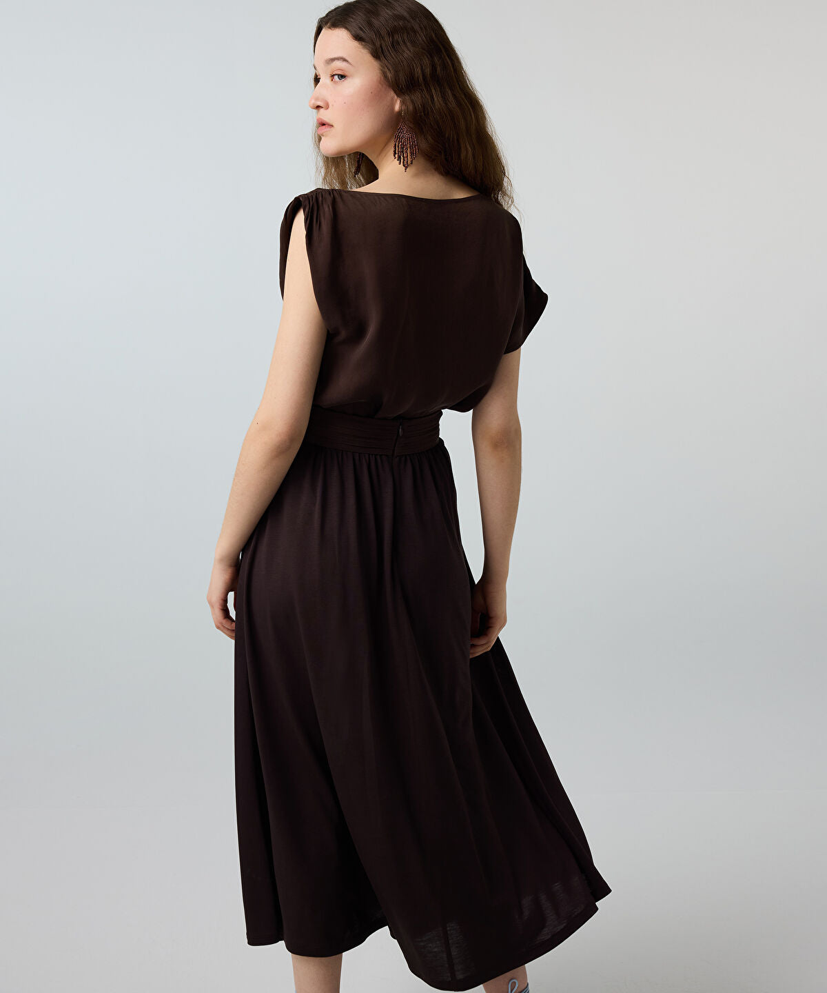 Zoomed Twisted-Belt Cupro Skirt