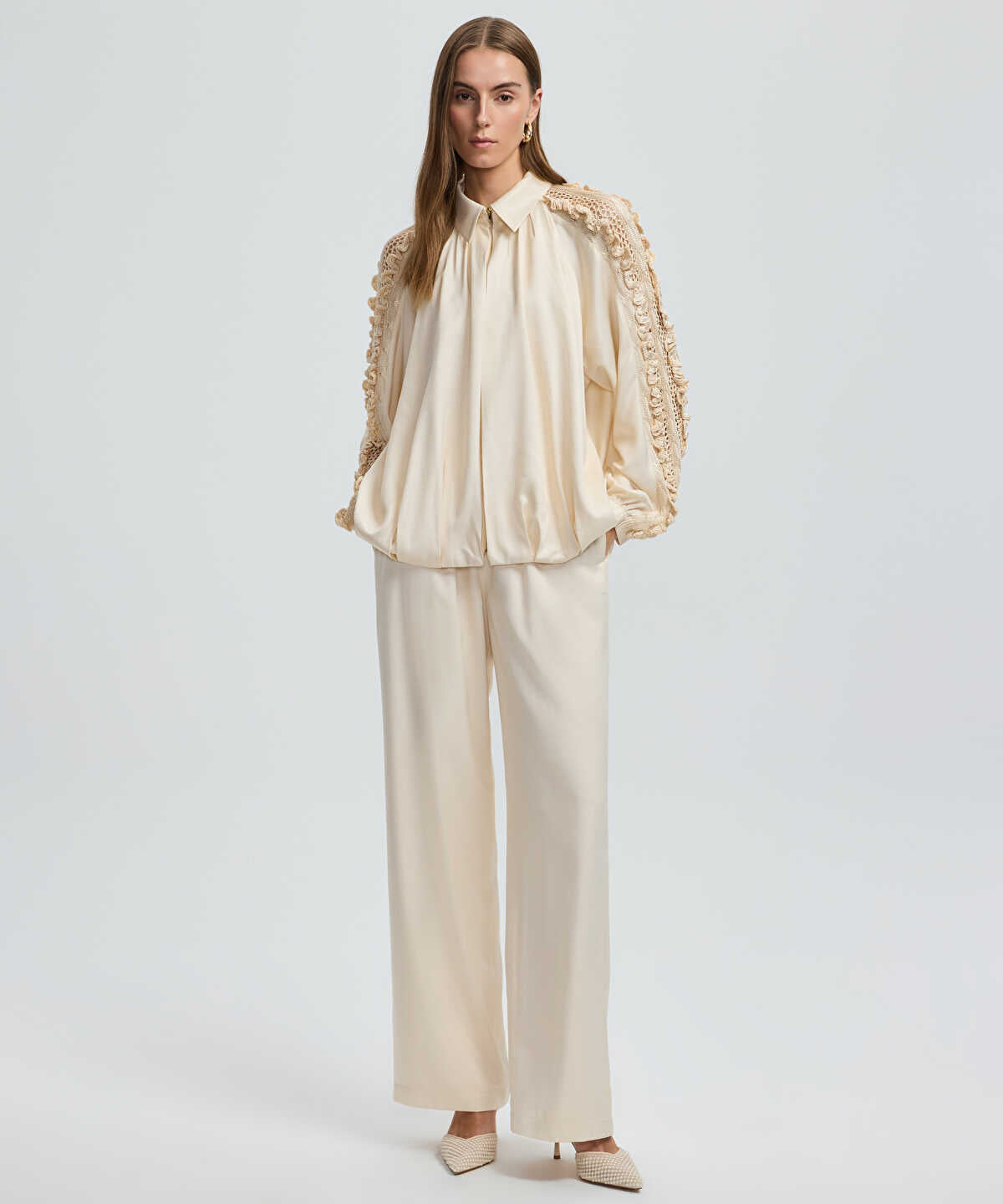 Zoomed Mixed Knit Sleeve Jacket
