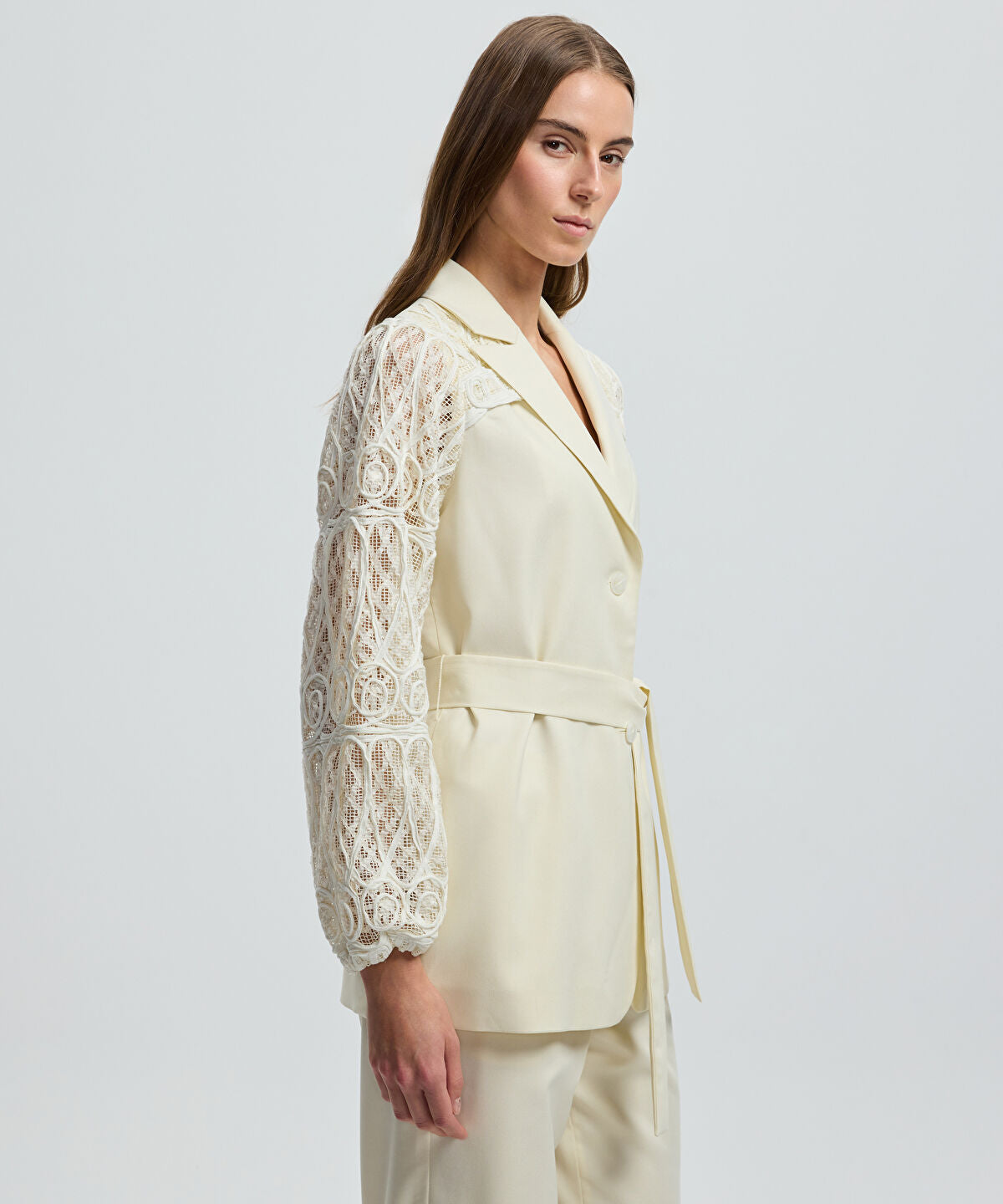 Zoomed Embroidered Mixed Jacket