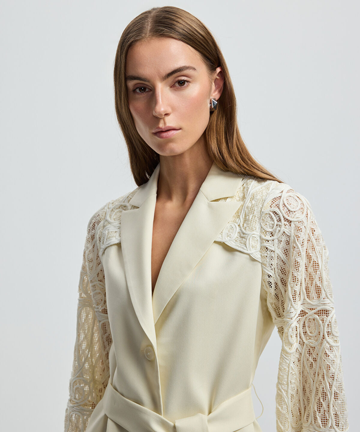 Zoomed Embroidered Mixed Jacket