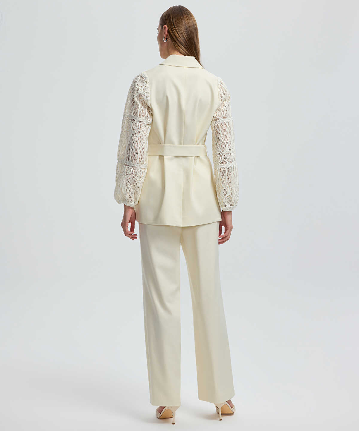 Zoomed Embroidered Mixed Jacket
