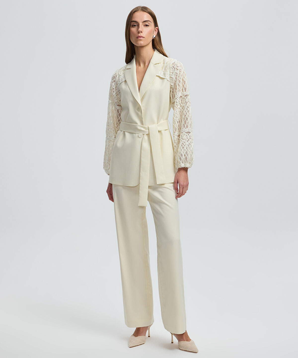 Zoomed Embroidered Mixed Jacket