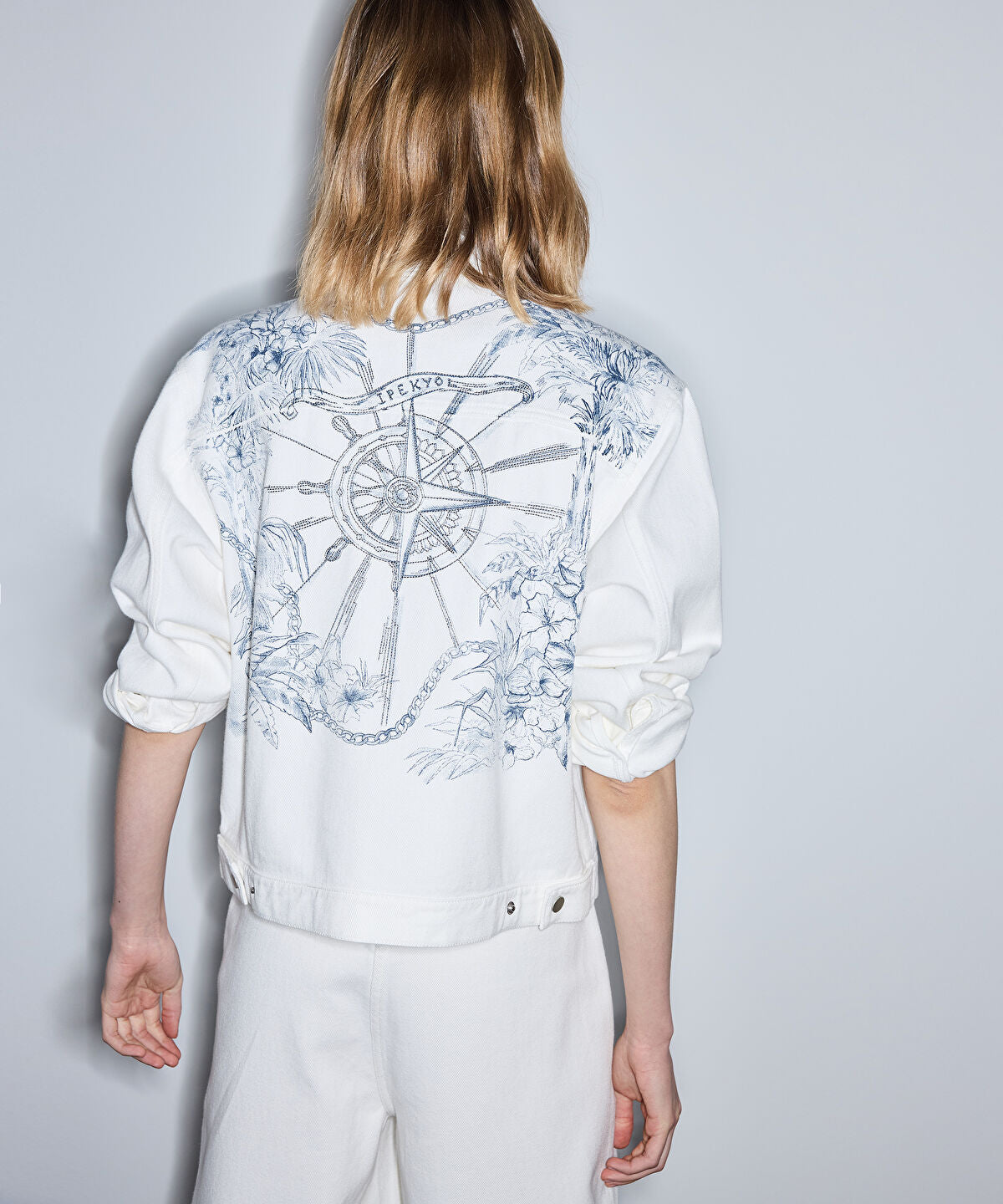 Zoomed Embellished Jacket