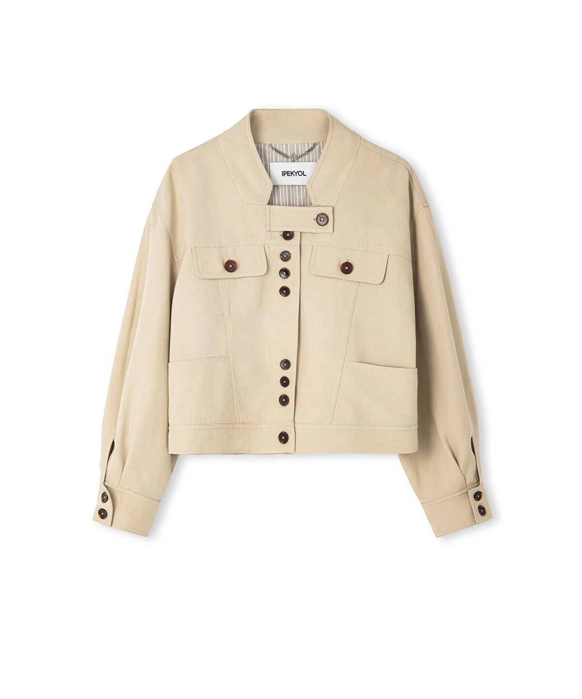 Zoomed Buttoned Jacket