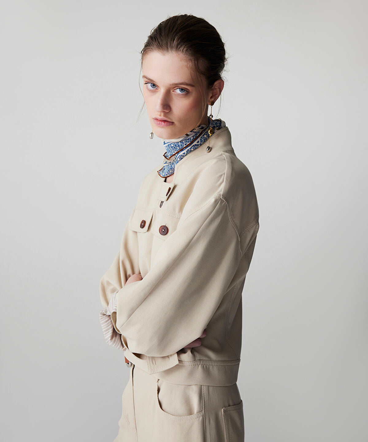 Zoomed Buttoned Jacket