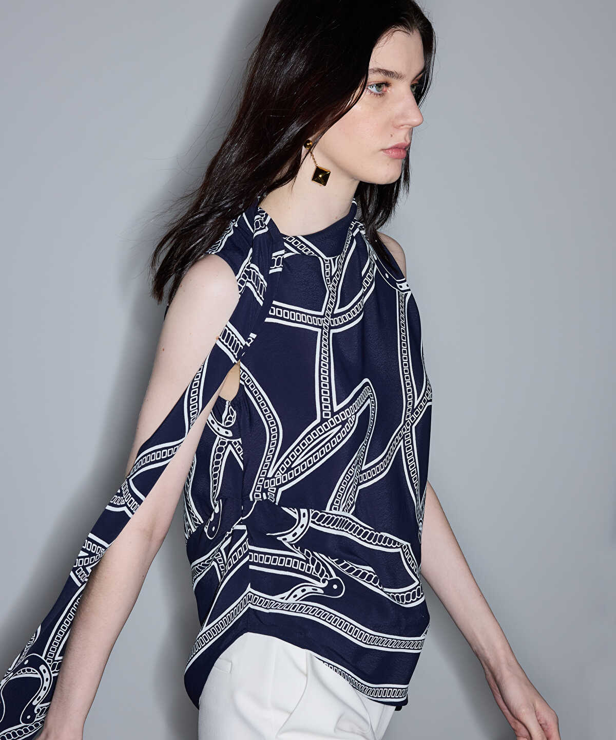 Zoomed Printed Viscose Blouse