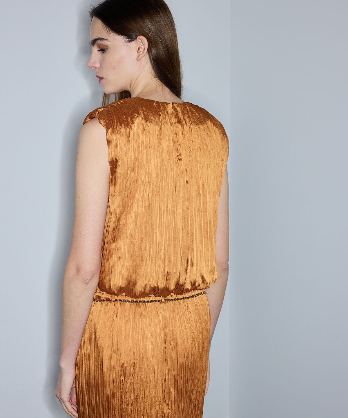 Zoomed Pleated Blouse with Shoulder Pads