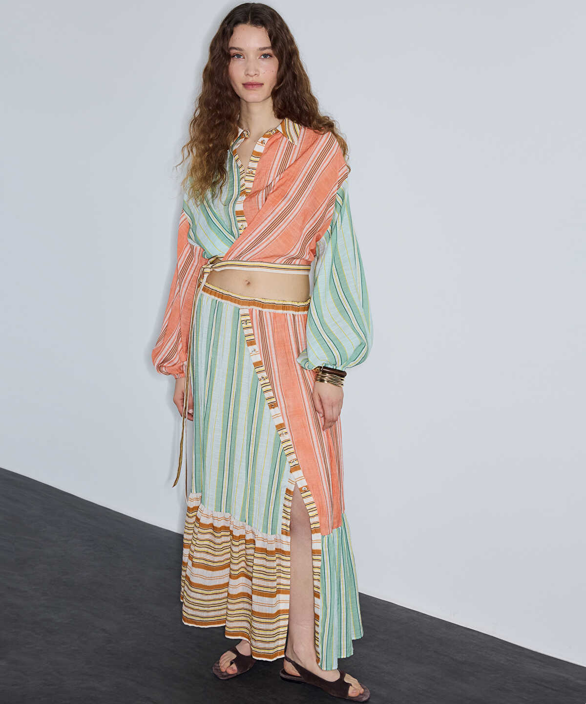 Zoomed Color-Block Striped Blouse