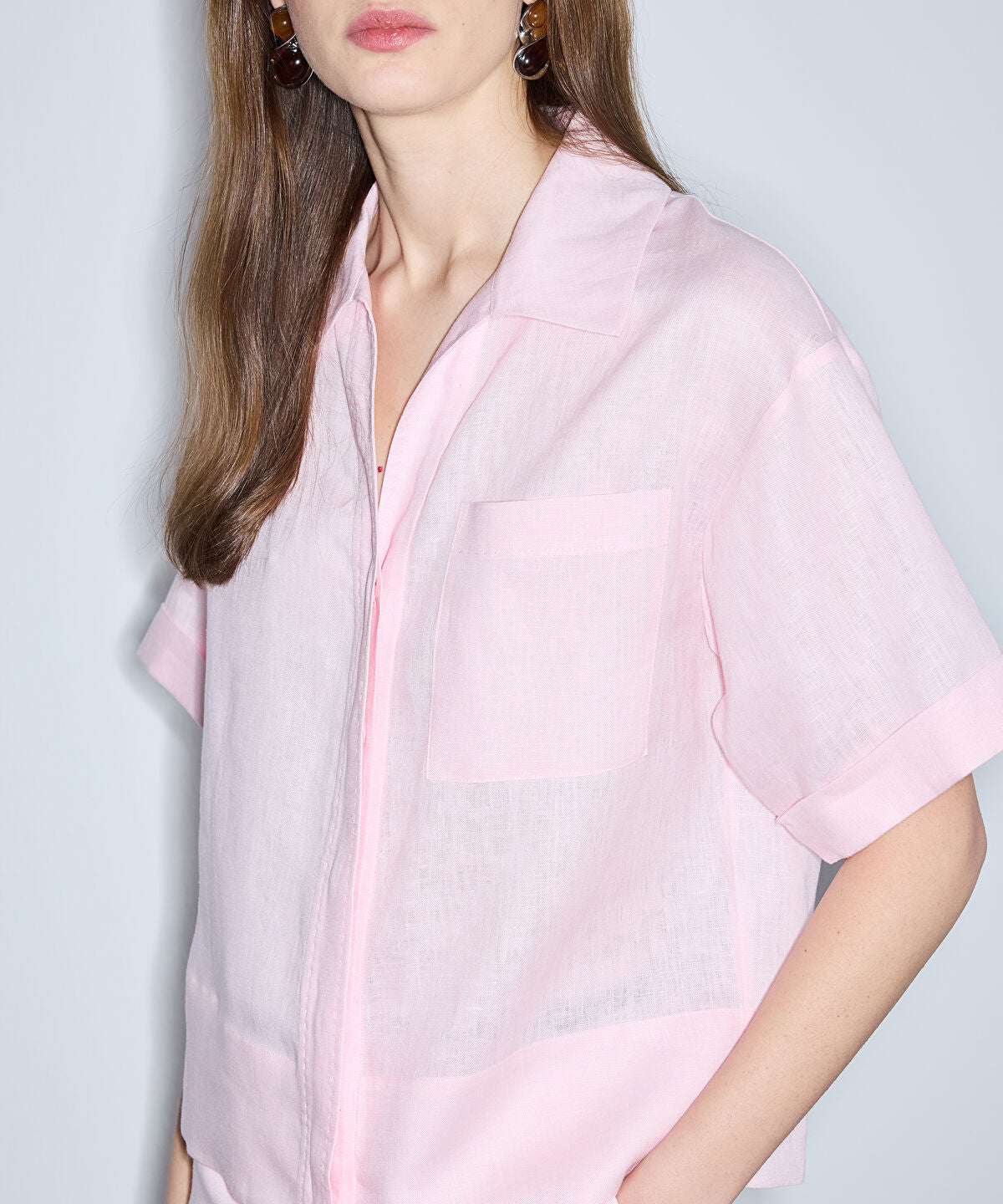 Zoomed Single-Pocket Linen Blouse