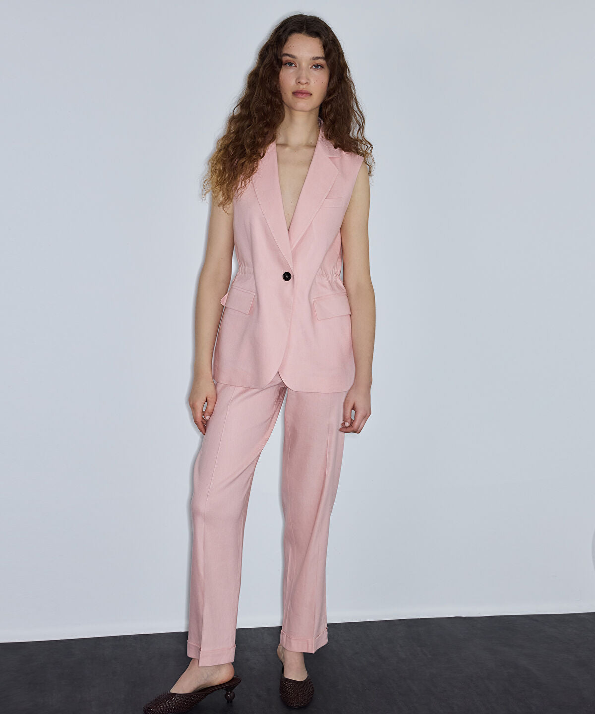 Zoomed Adjustable Waist Vest