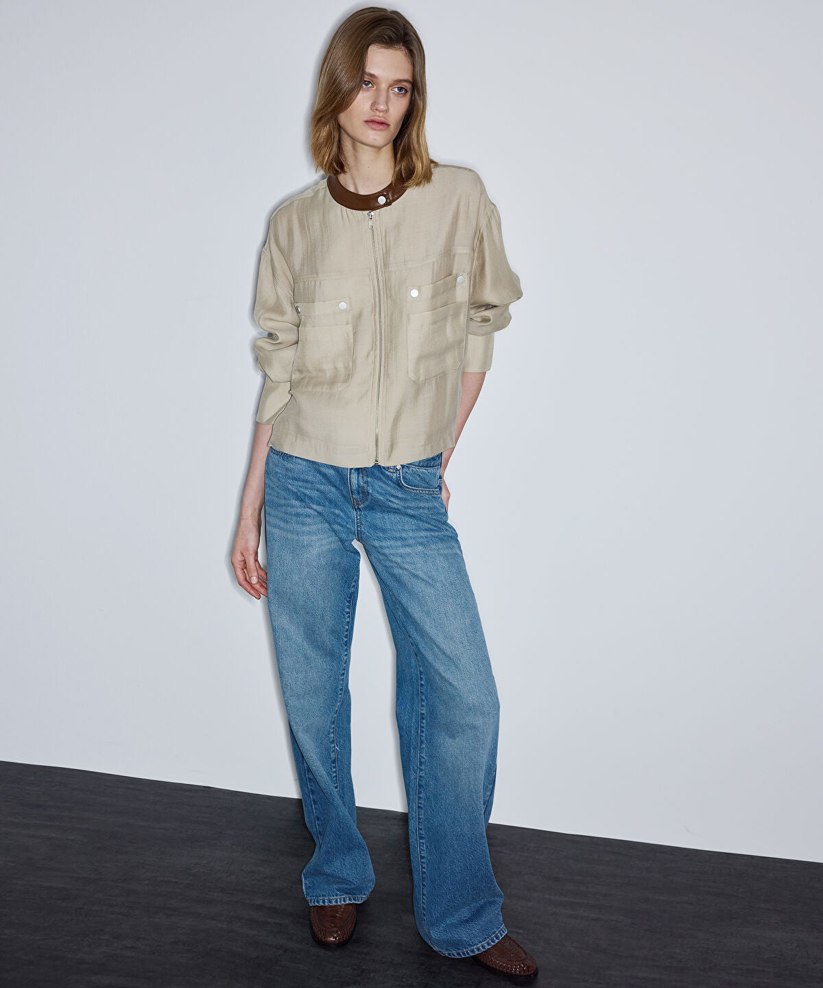 Zoomed Contrast Collar Coat