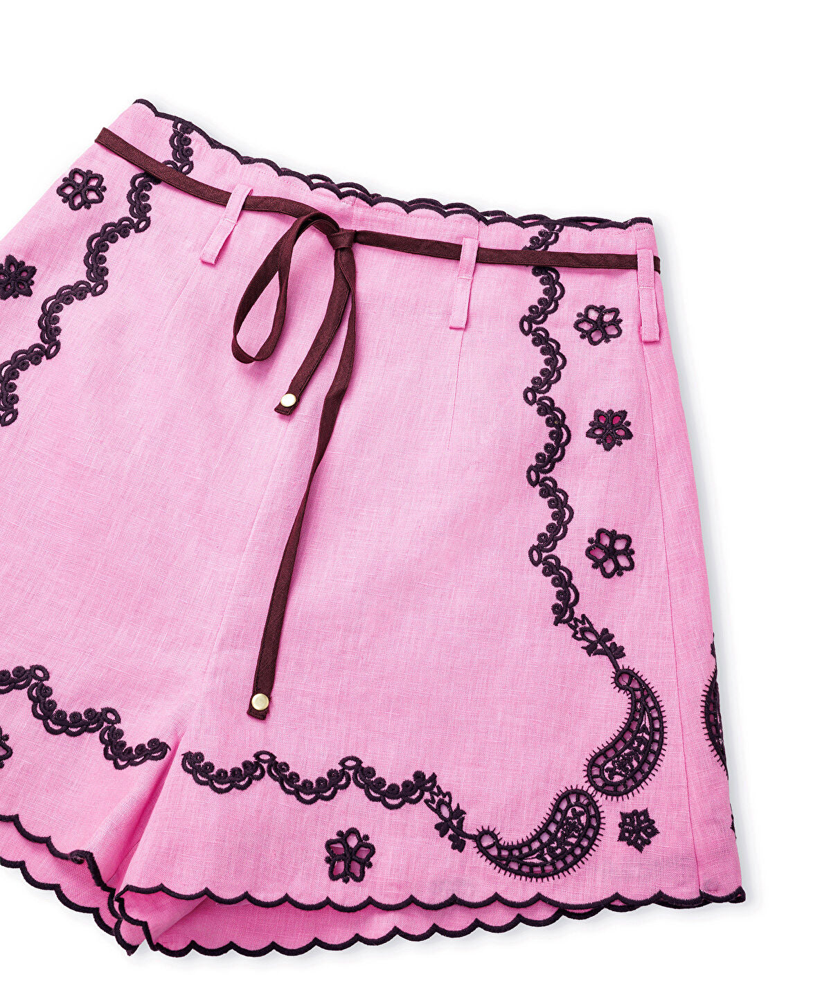 Zoomed Linen Shorts with Contrast Embroidery