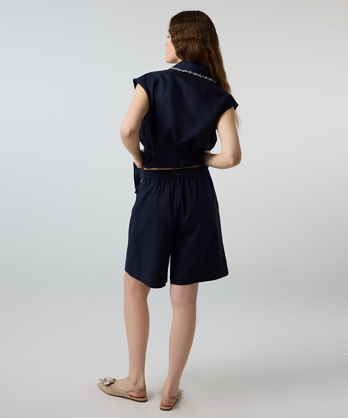 Zoomed Linen Shorts with Embellishments
