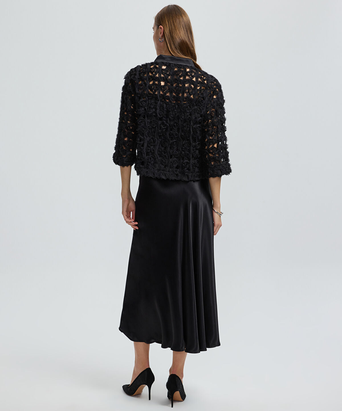 Zoomed Textured Satin Trim Shirt