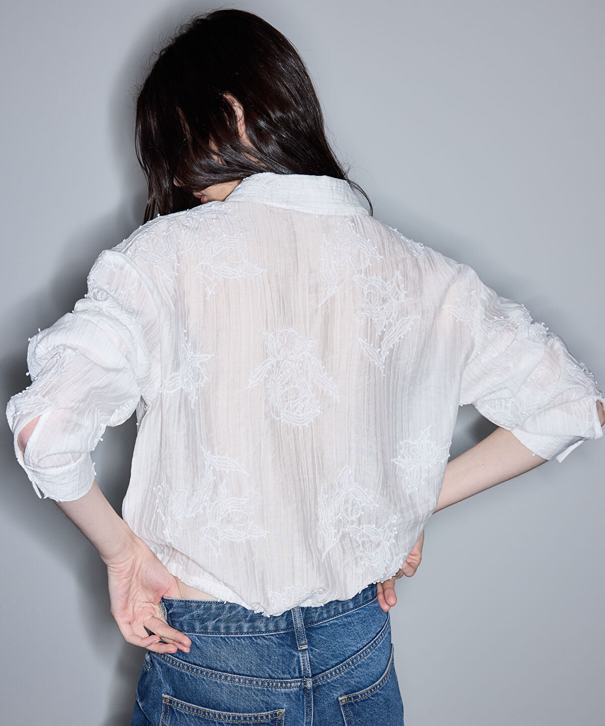 Zoomed Embroidery Applique Shirt
