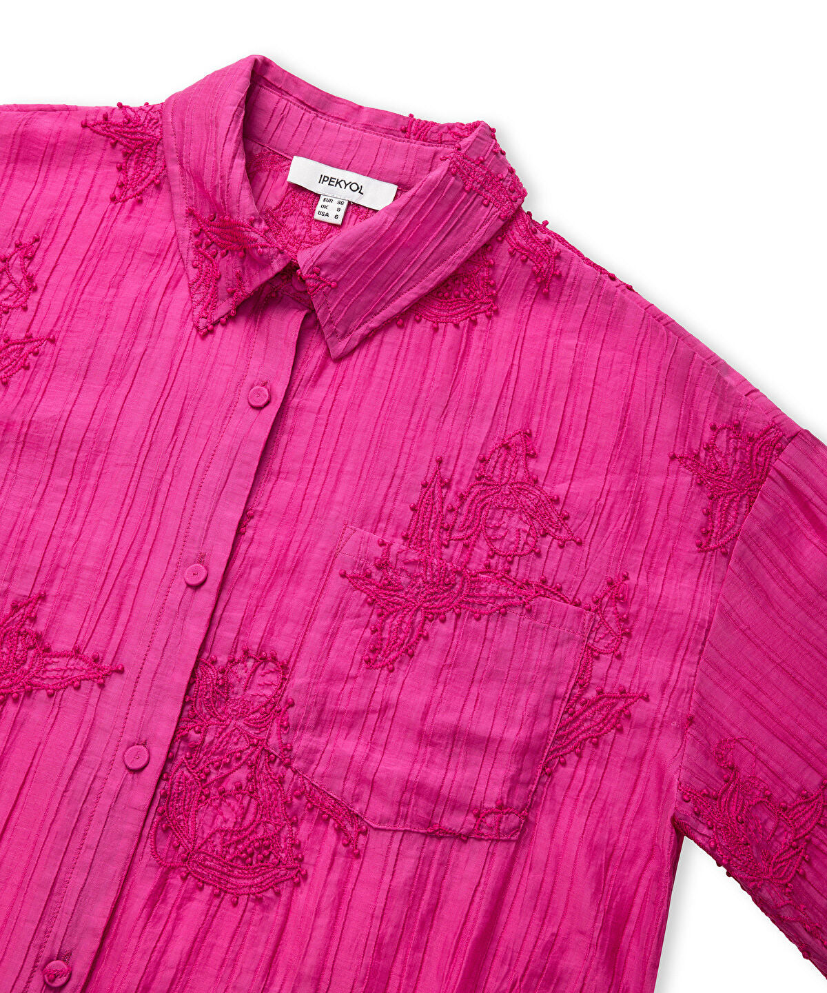 Zoomed Embroidery Applique Shirt
