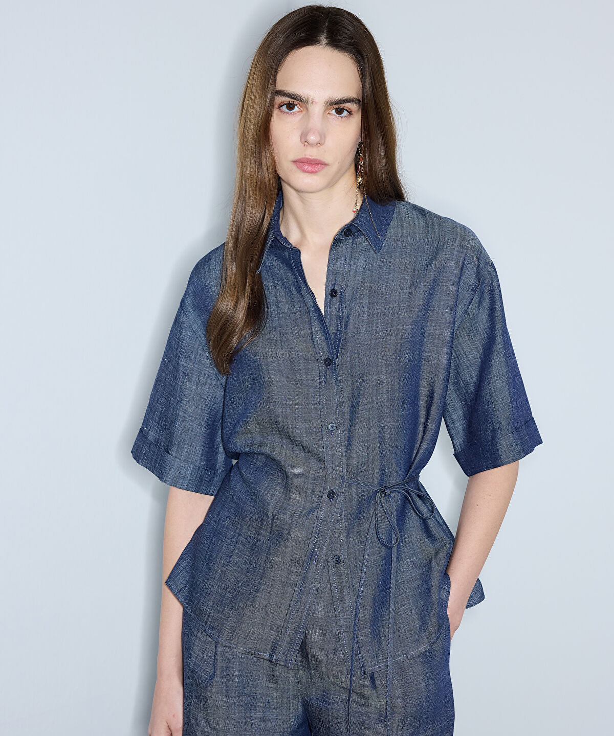 Zoomed Tie Waist Shirt