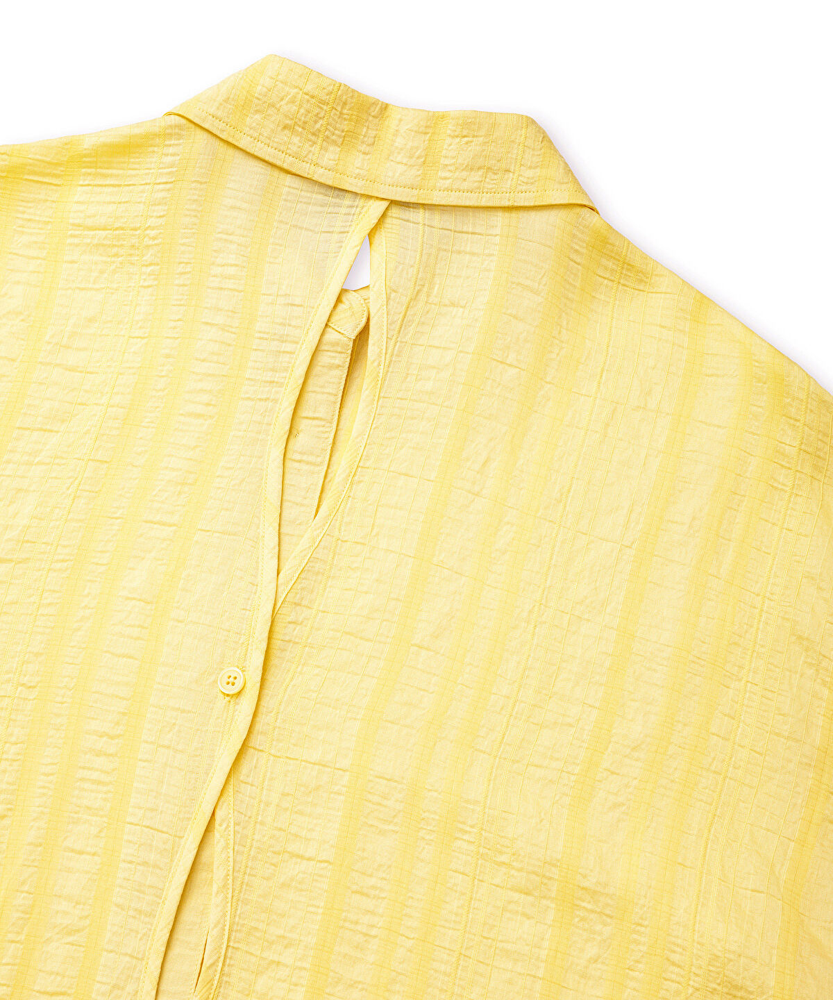 Zoomed Textured Cutout Shirt