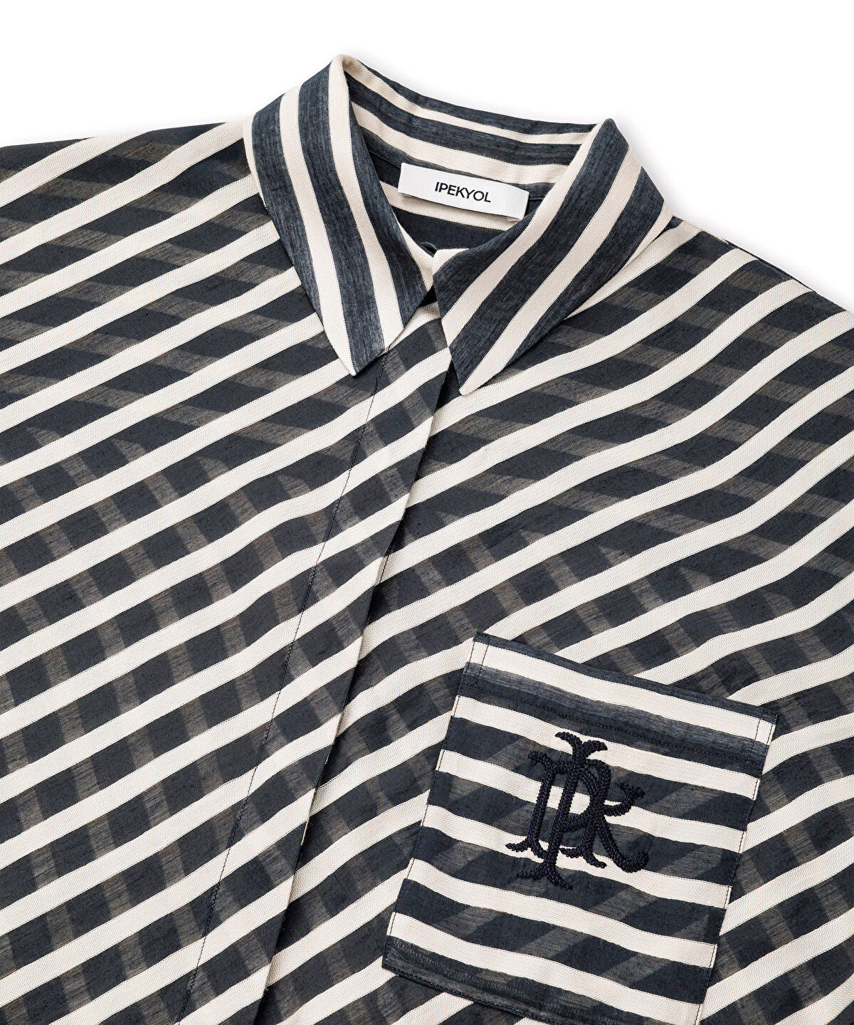 Zoomed Monogram Embroidery Shirt