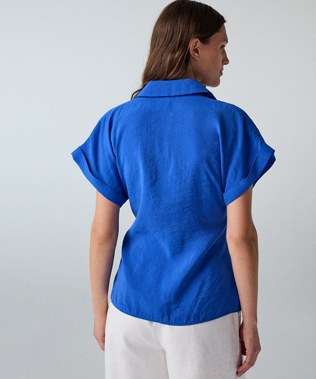 Zoomed Asymmetric Tie Waist Shirt