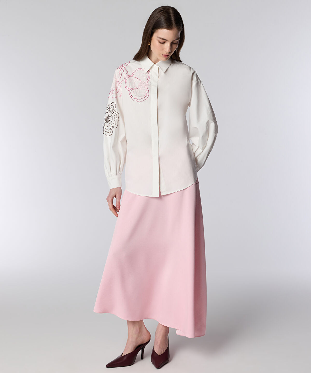 Zoomed Floral Embroidered Poplin Shirt