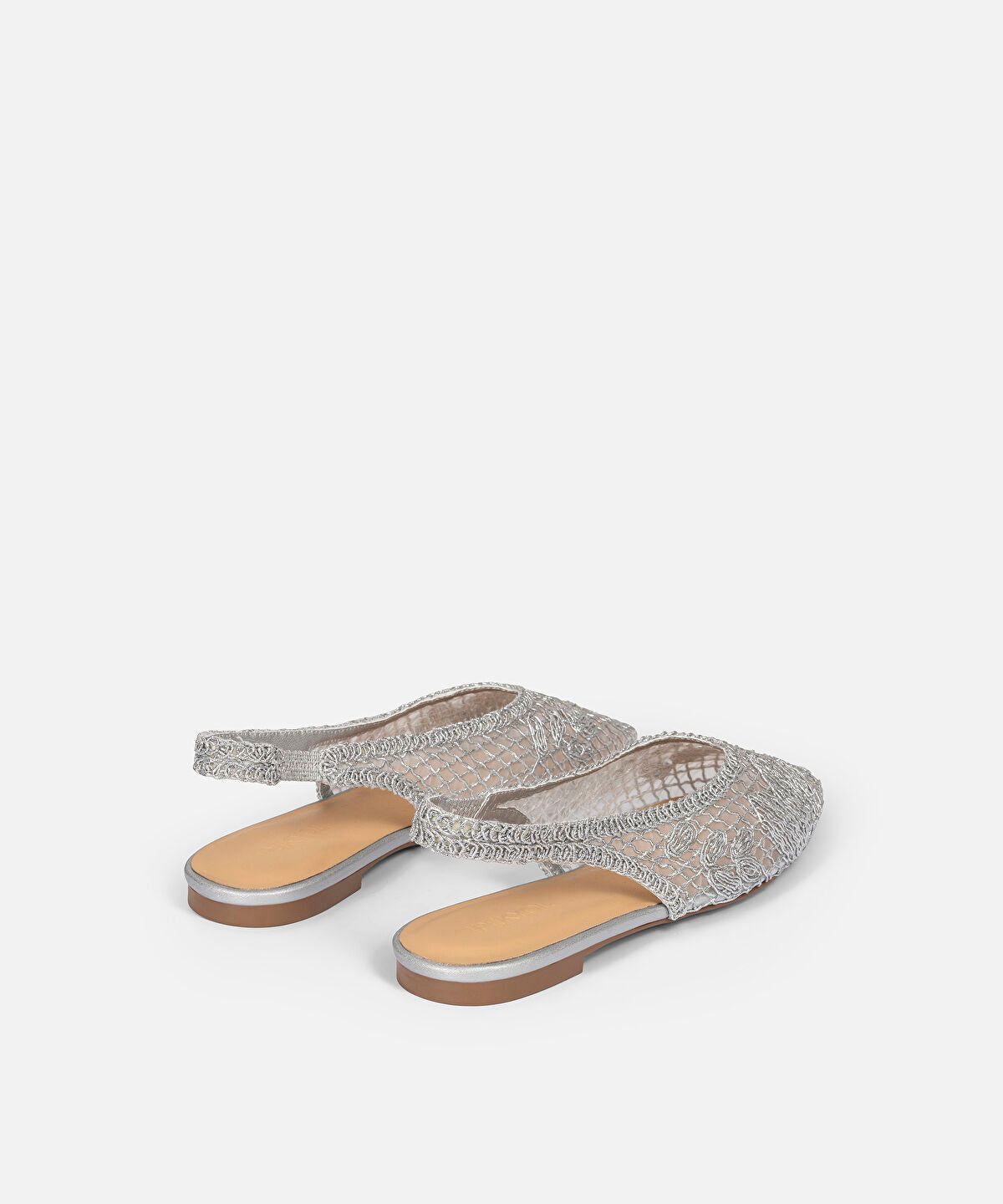 Zoomed Embroidered Flats