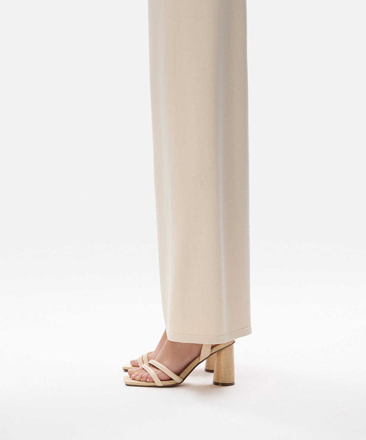 Contrast-Textured Heels