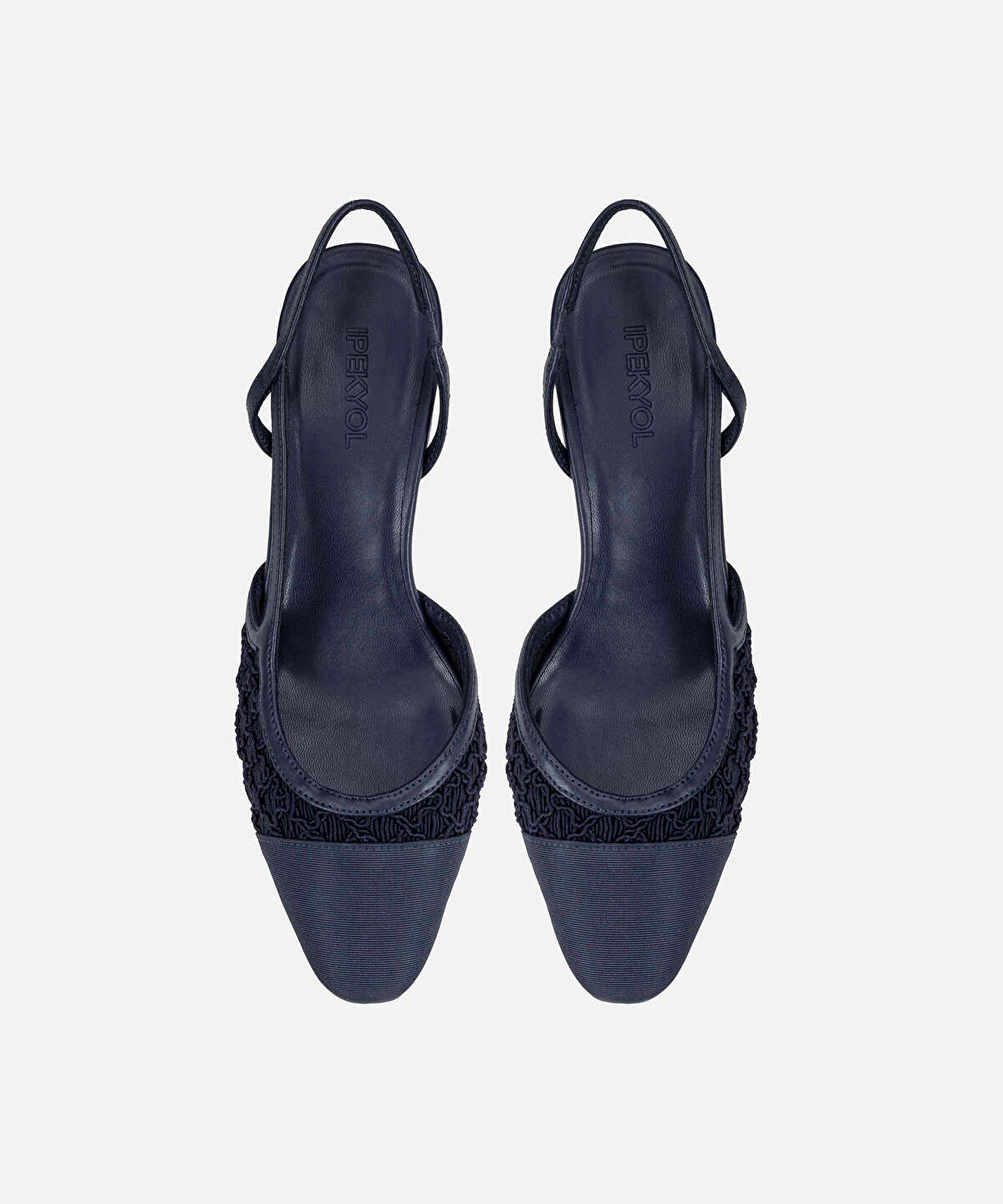 Zoomed Contrast-Textured Slingback Heels