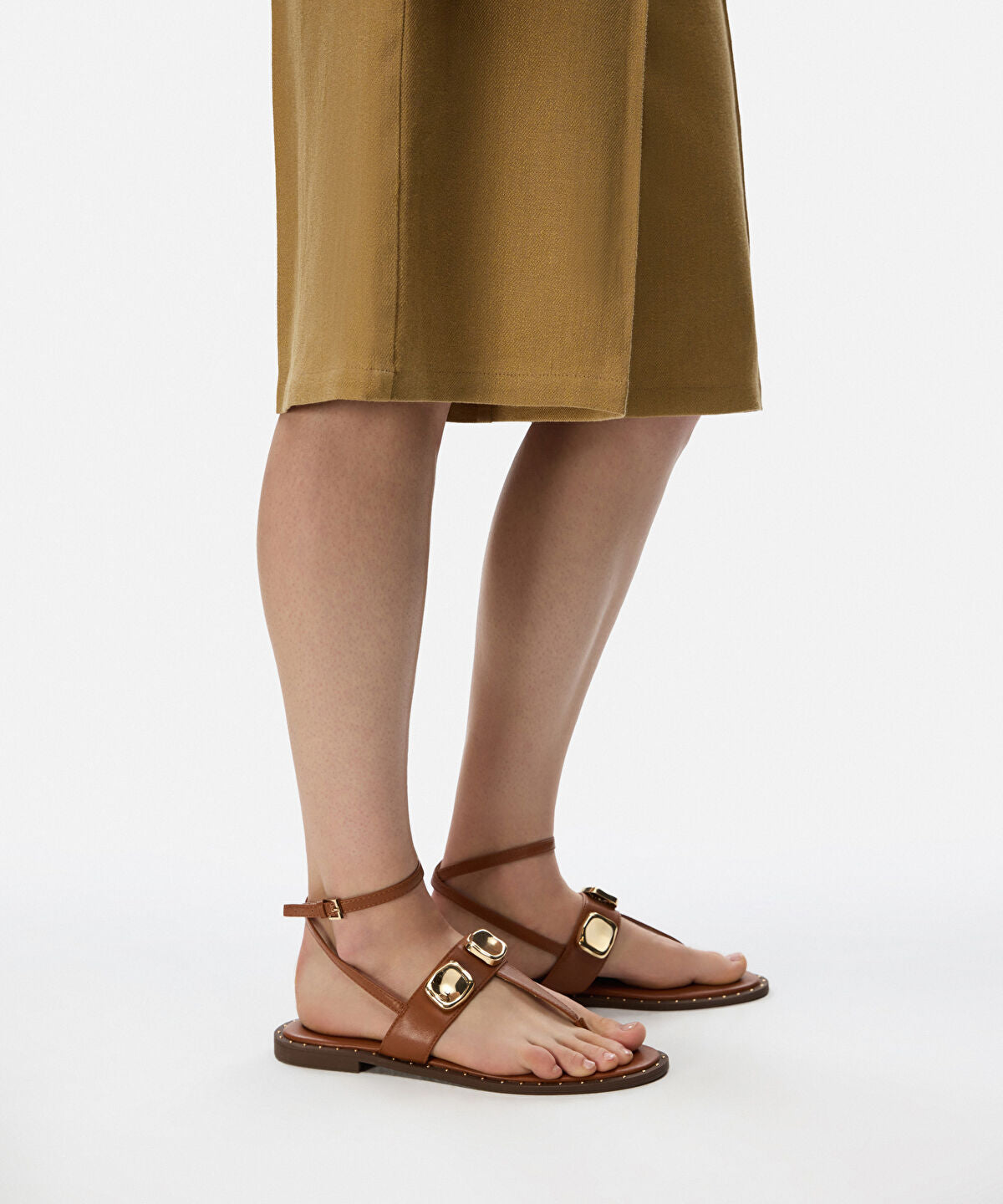 Zoomed Metal Accent Sandals