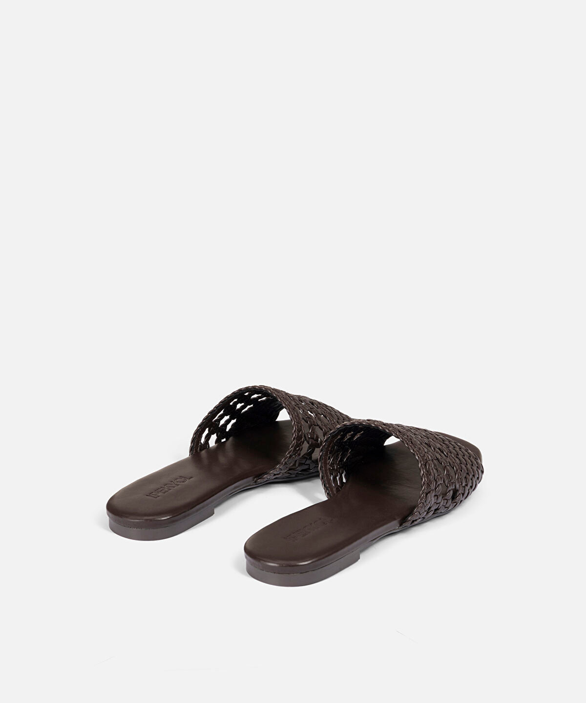 Zoomed Woven Slides