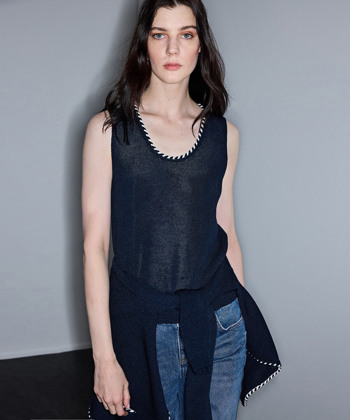 Zoomed Knit Top with Contrast Piping