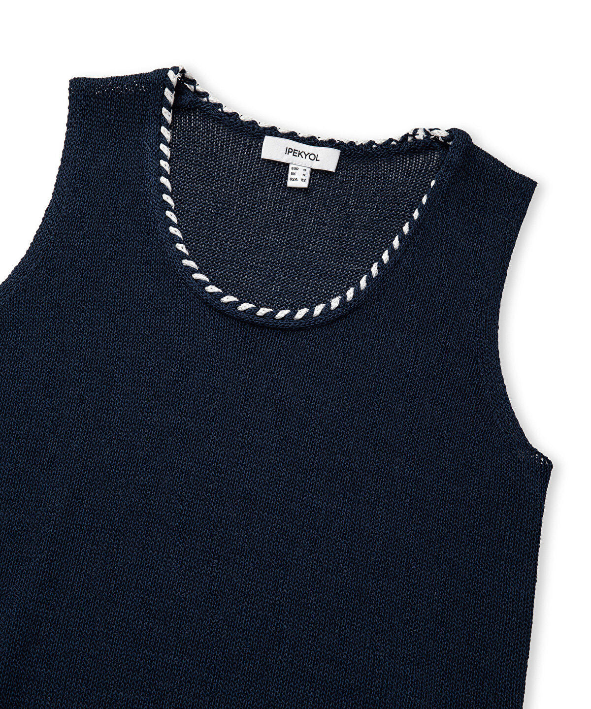 Knit Top with Contrast Piping