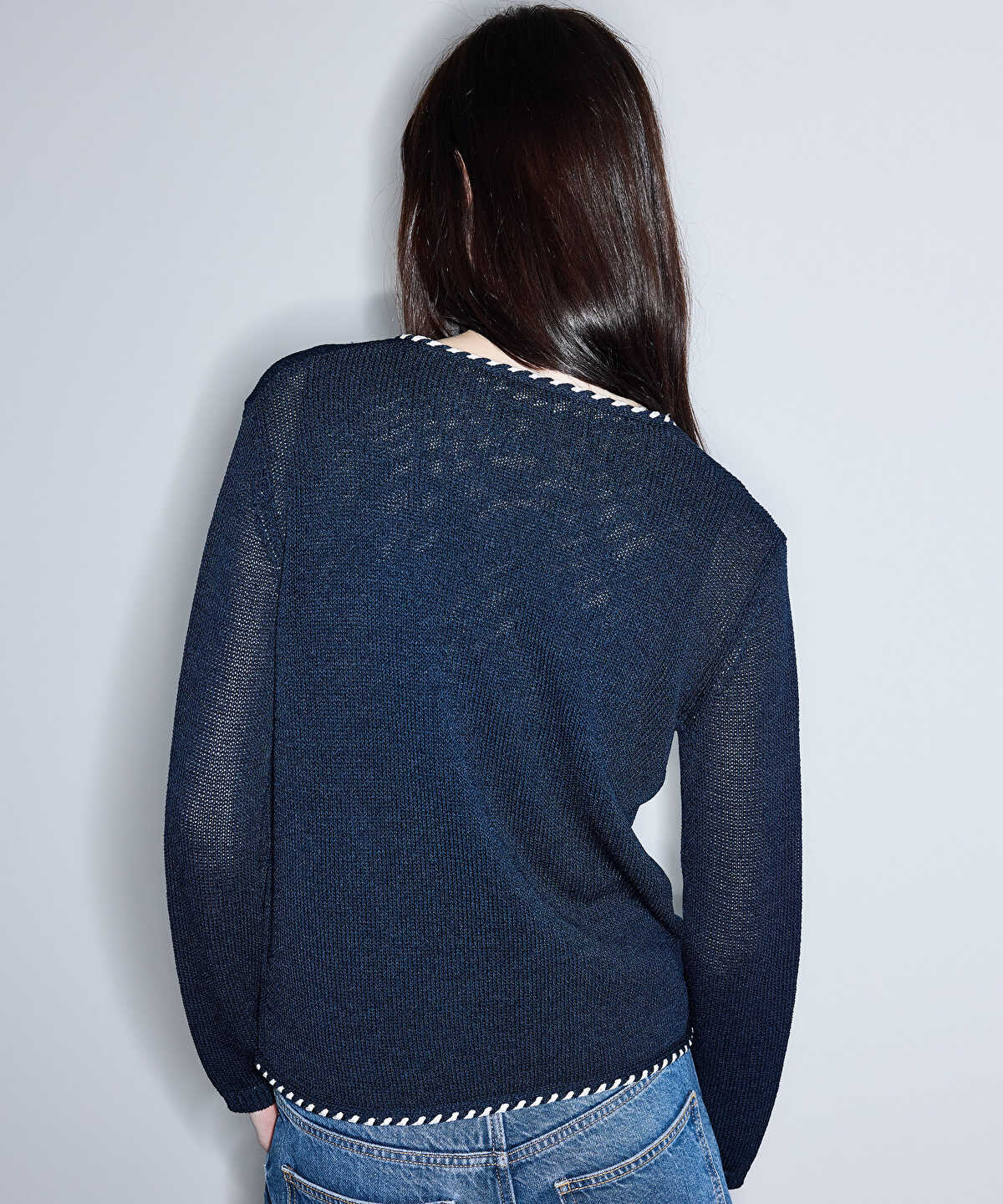 Zoomed Knit Cardigan with Contrast Piping