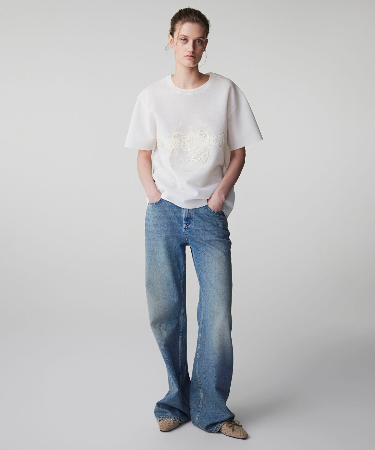 Zoomed Embroidered Knit Top with Applique