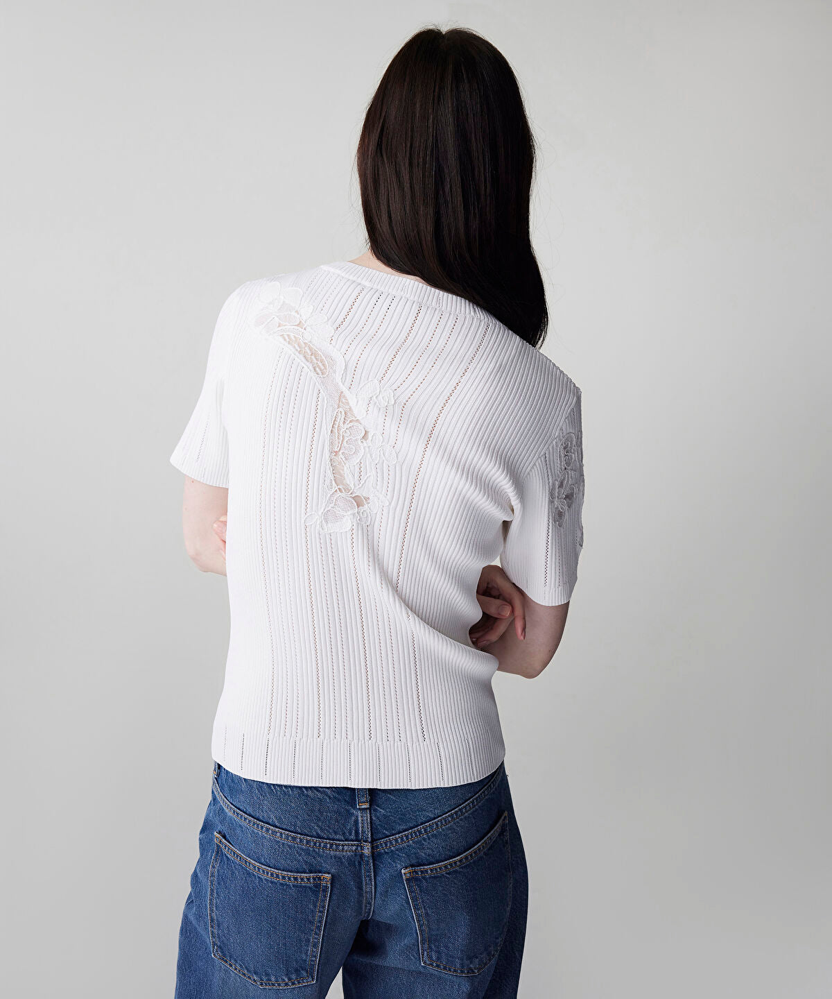 Zoomed Embroidered Mixed Knit Top