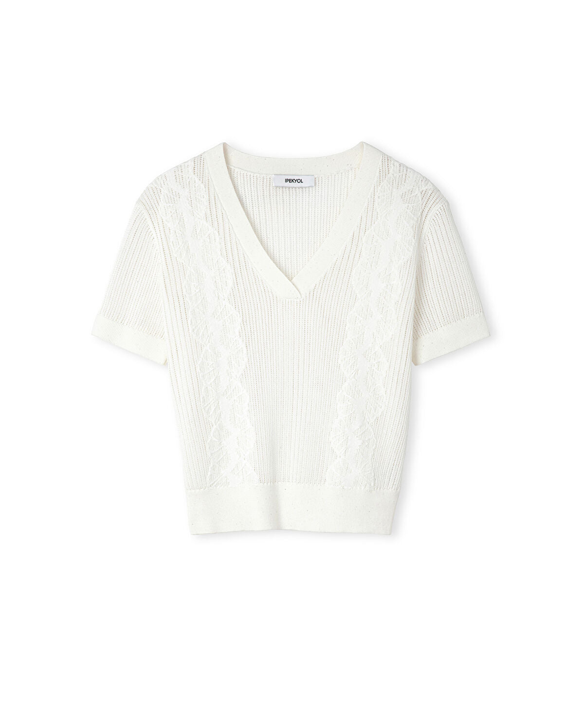 Zoomed Emboridered Knit Top