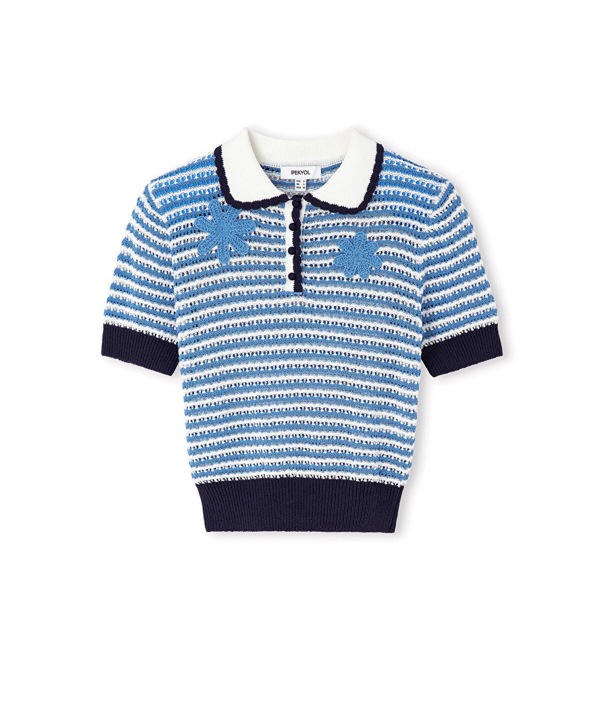 Zoomed Openwork Knit Top with Crochet Applique