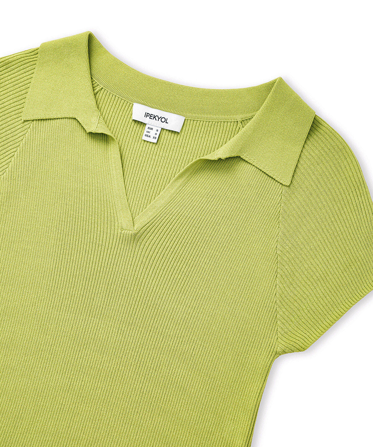 Zoomed Ribbed Polo Knit Top