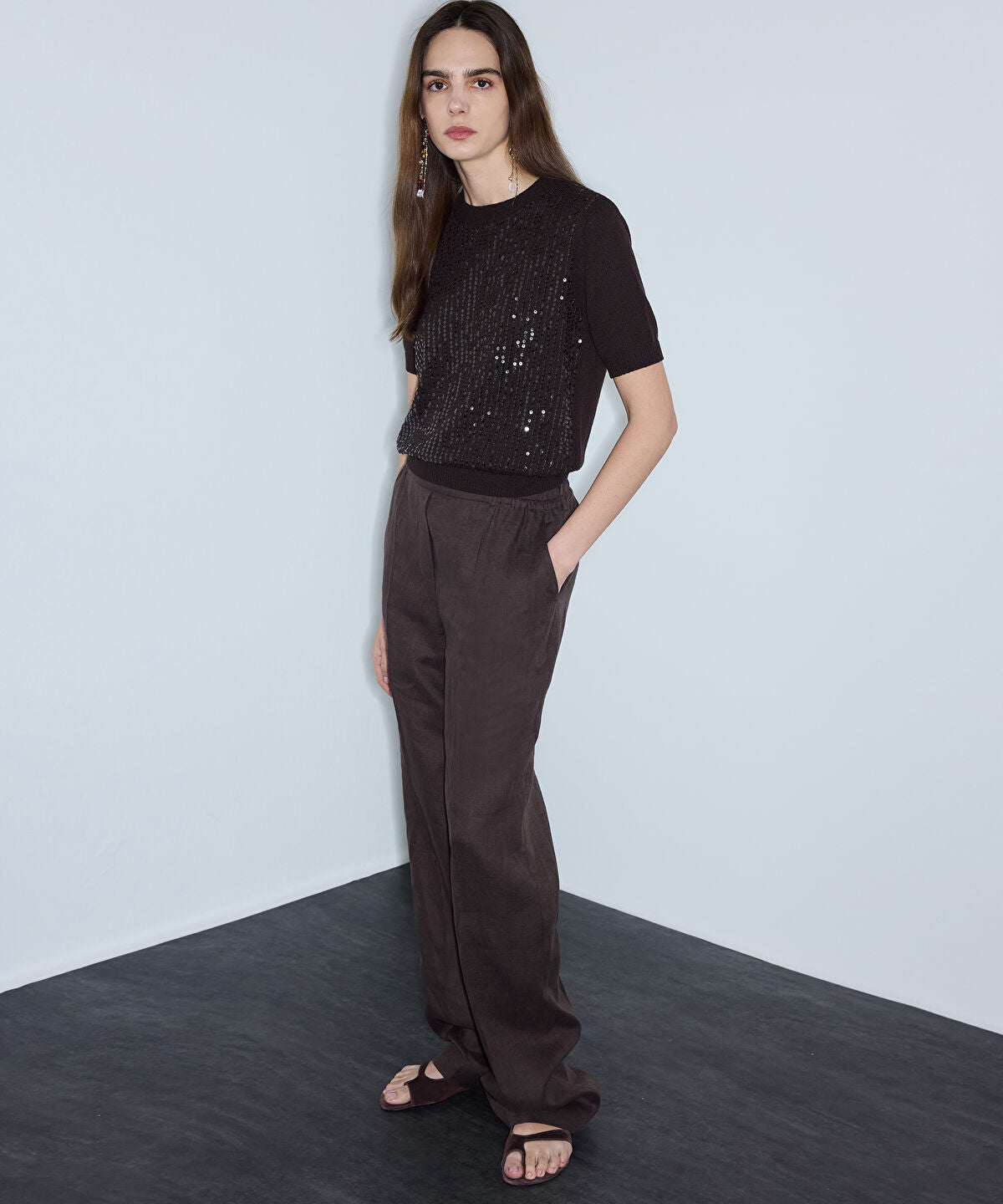 Zoomed Sequinned Knit Top