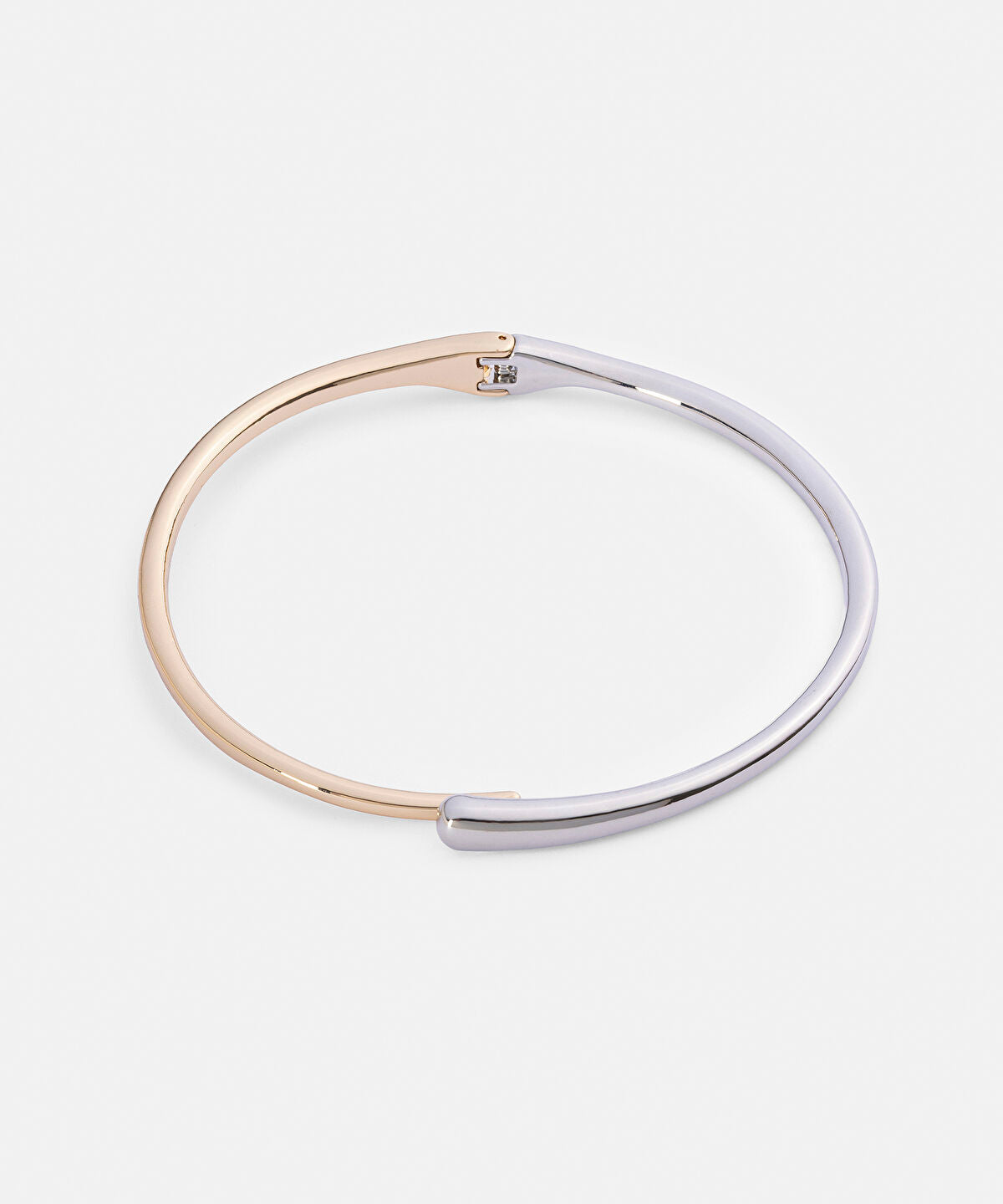 Zoomed Two-Tone Rigid Necklace