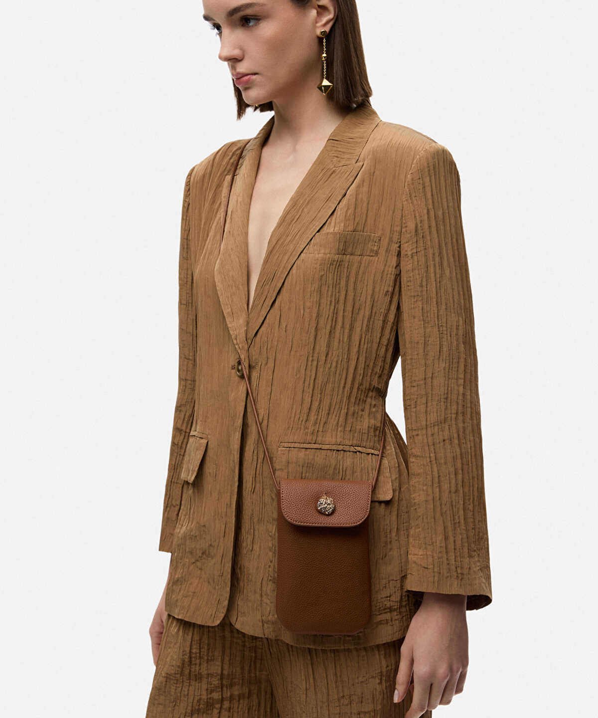 Zoomed Textured Phone Bag