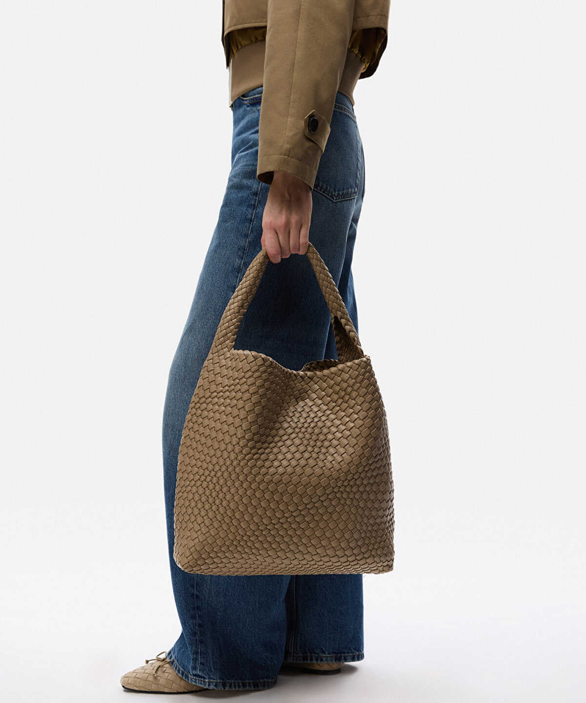 Zoomed Lattice Slouchy Bag