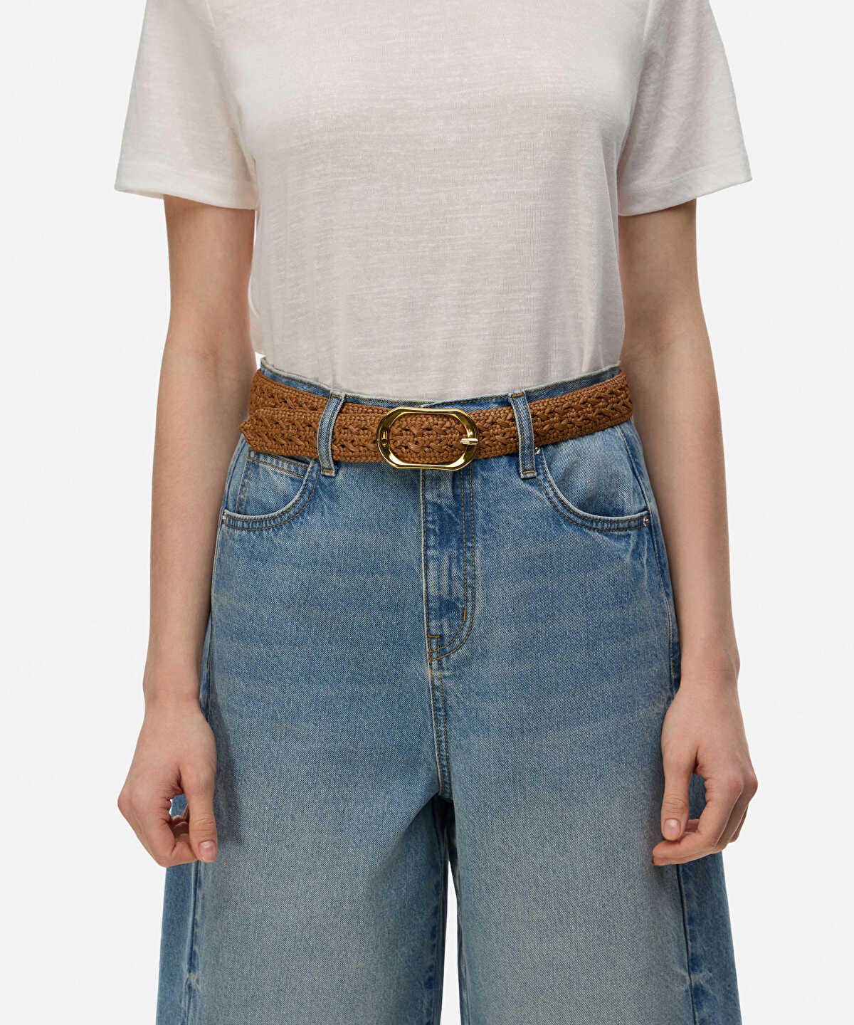 Zoomed Woven Belt with Metal Buckle