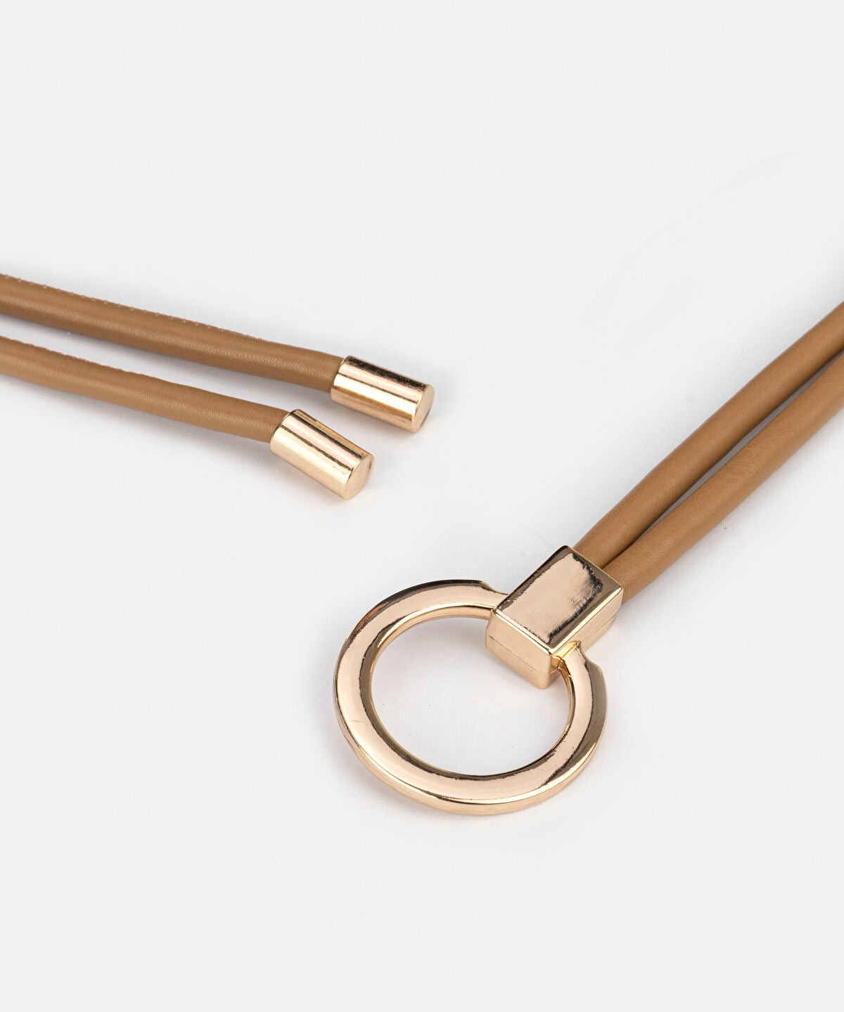 Zoomed Round Buckle Cord Belt